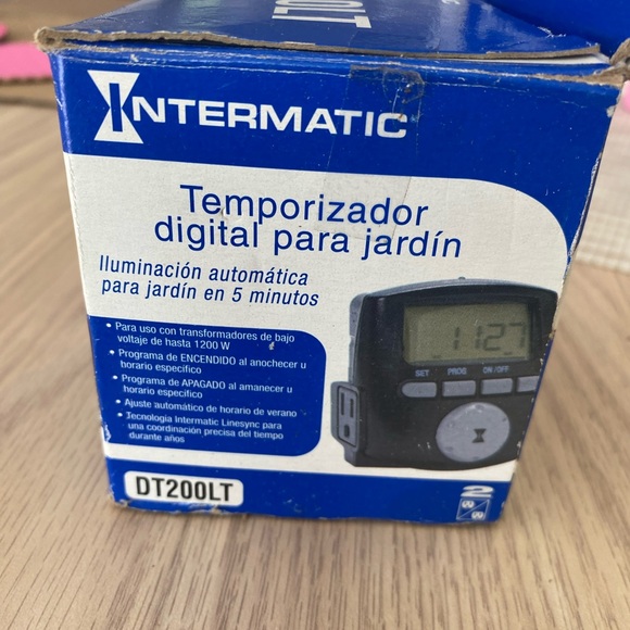 Digital Landscape Timer - Picture 7 of 9